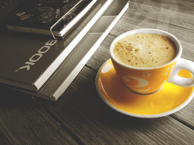 The Coffee Table Book: A Chronicle of Coffee in Art and Culture.